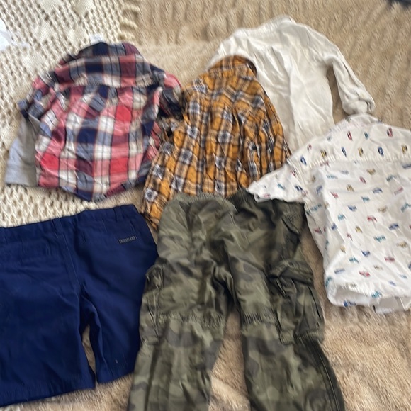 2t lot! Calvin Klein, carters and gap - Picture 2 of 2